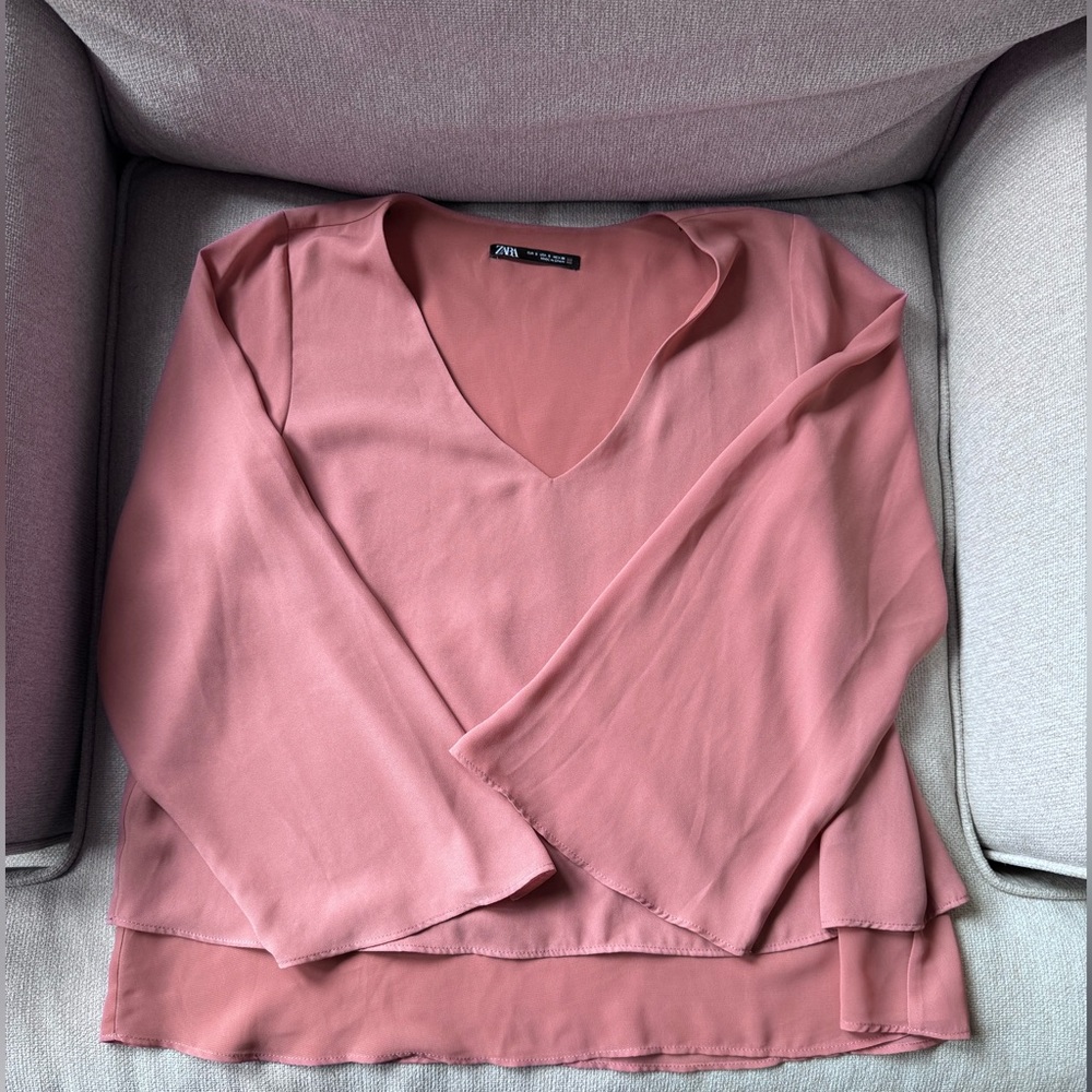 Women’s Flowy Zara Blouse, Salmon Pink, size Small.